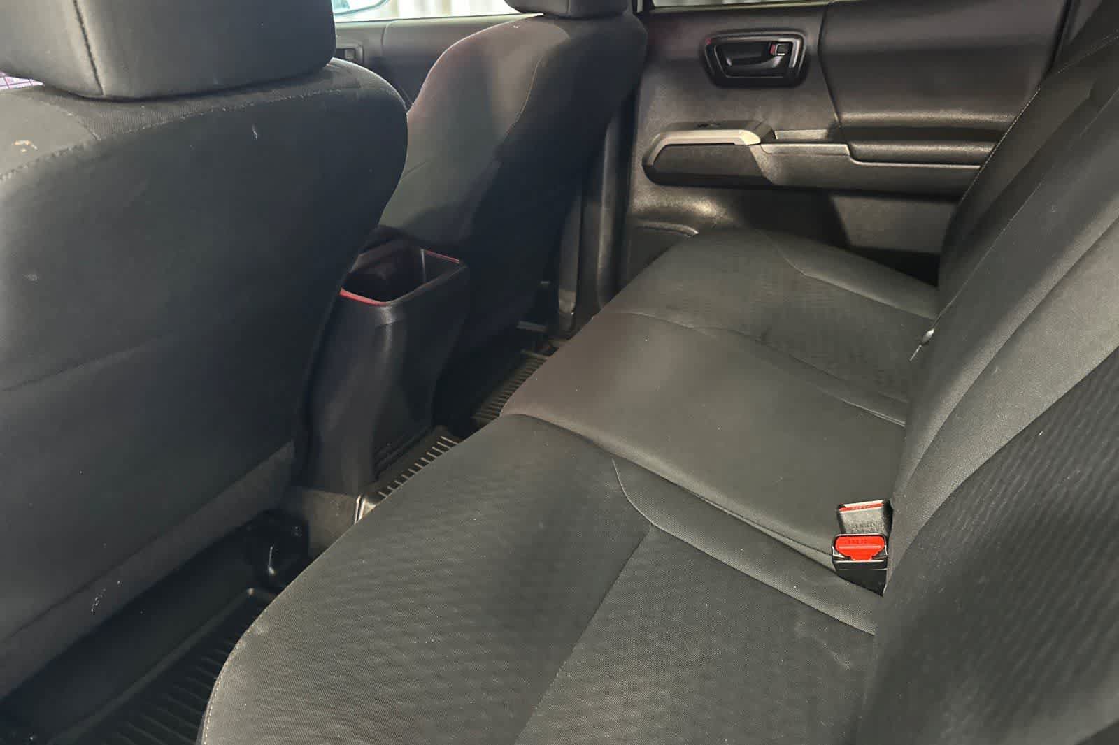 Used 2021 Toyota Tacoma SR5 w/ Trail Edition AWD/4WD image 5