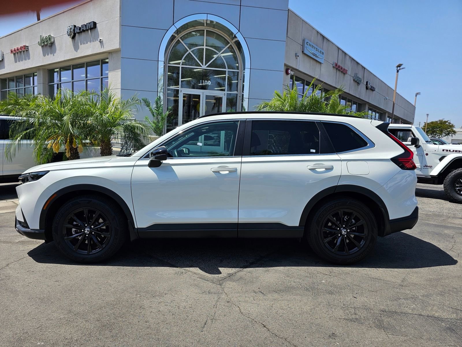 Used 2024 Honda CR-V Sport-L image 4