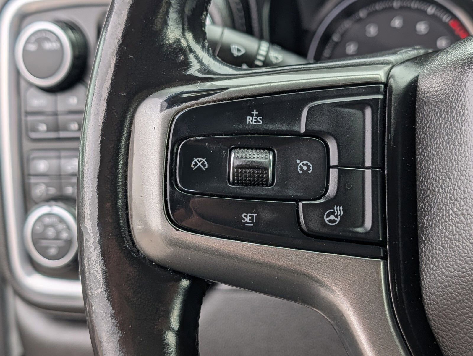 Used 2020 Chevrolet Silverado 2500 LTZ w/ LTZ Plus Package image 38
