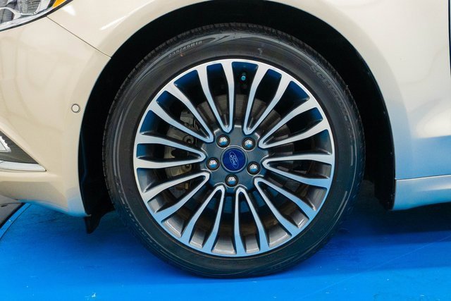 Used 2018 Ford Fusion Energi Platinum image 2