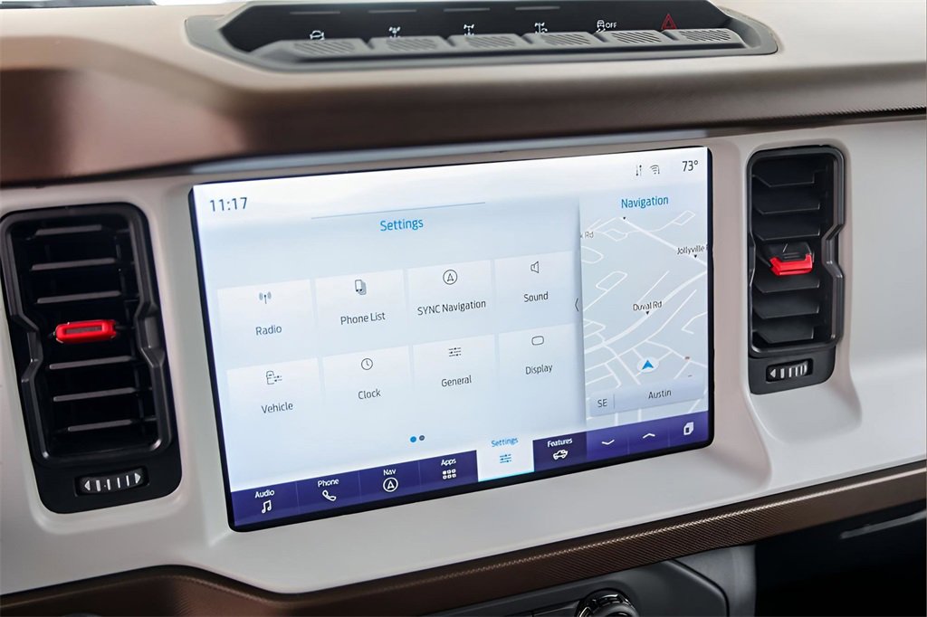 Used 2024 Ford Bronco Heritage Edition image 16