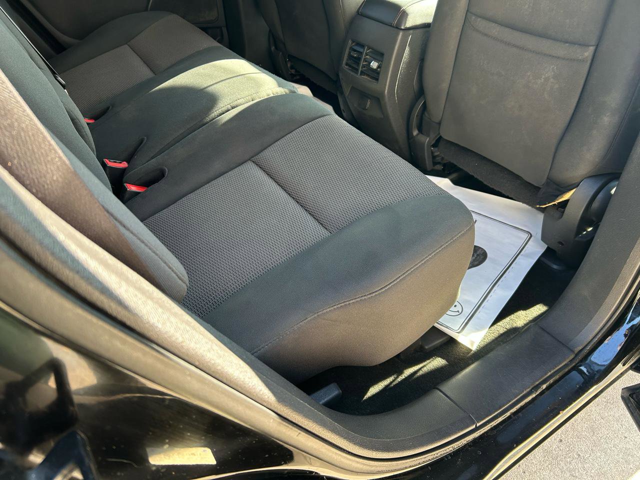 Used 2011 Ford Edge SEL image 11