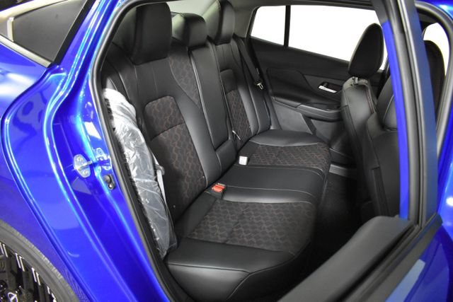 New 2026 Nissan Sentra SR w/ SR Premium Package FWD image 32