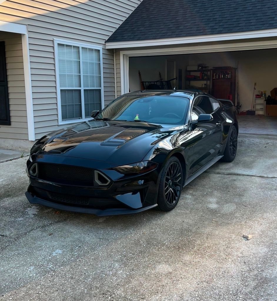 Used 2020 Ford Mustang GT Premium w/ GT Performance Package RWD image 34