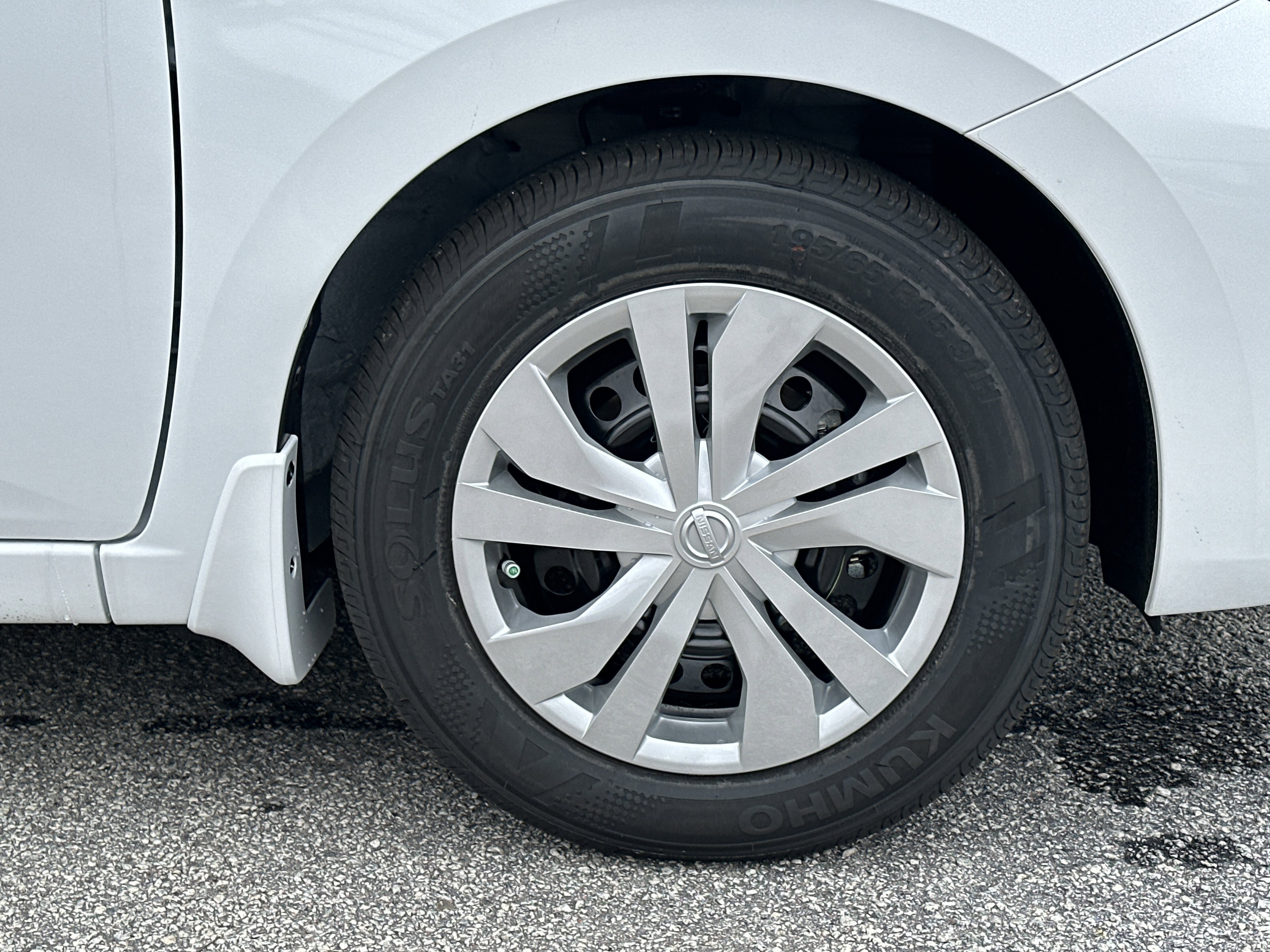 New 2025 Nissan Versa S w/ Trunk Package image 12