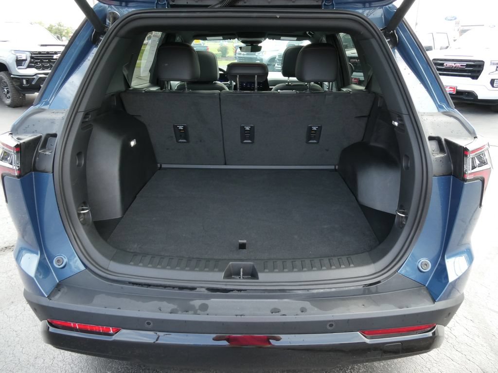 Certified 2025 Chevrolet Equinox RS w/ Safety and Technology Package AWD/4WD image 18
