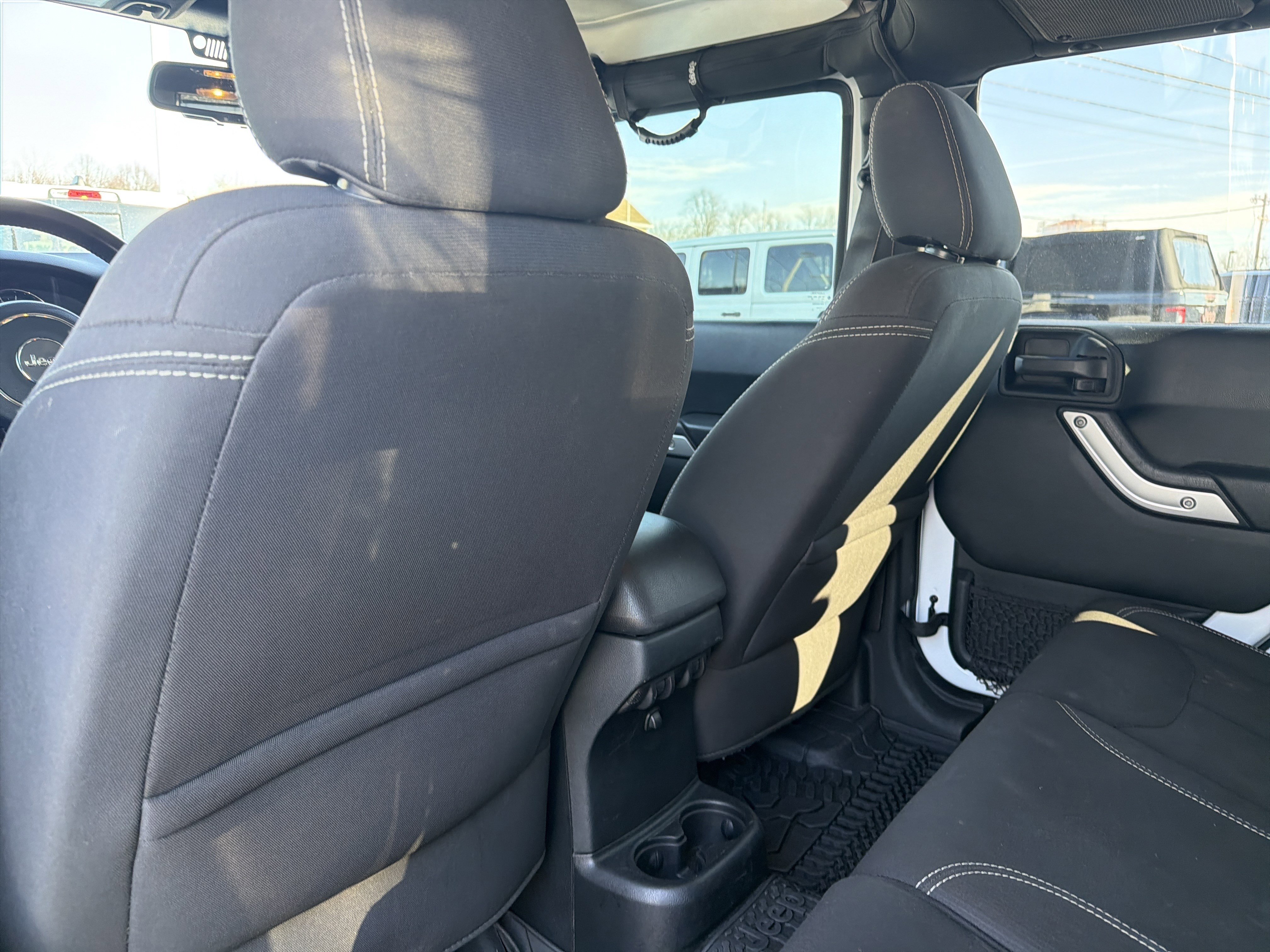 Certified 2018 Jeep Wrangler Unlimited Sahara w/ Connectivity Group image 12