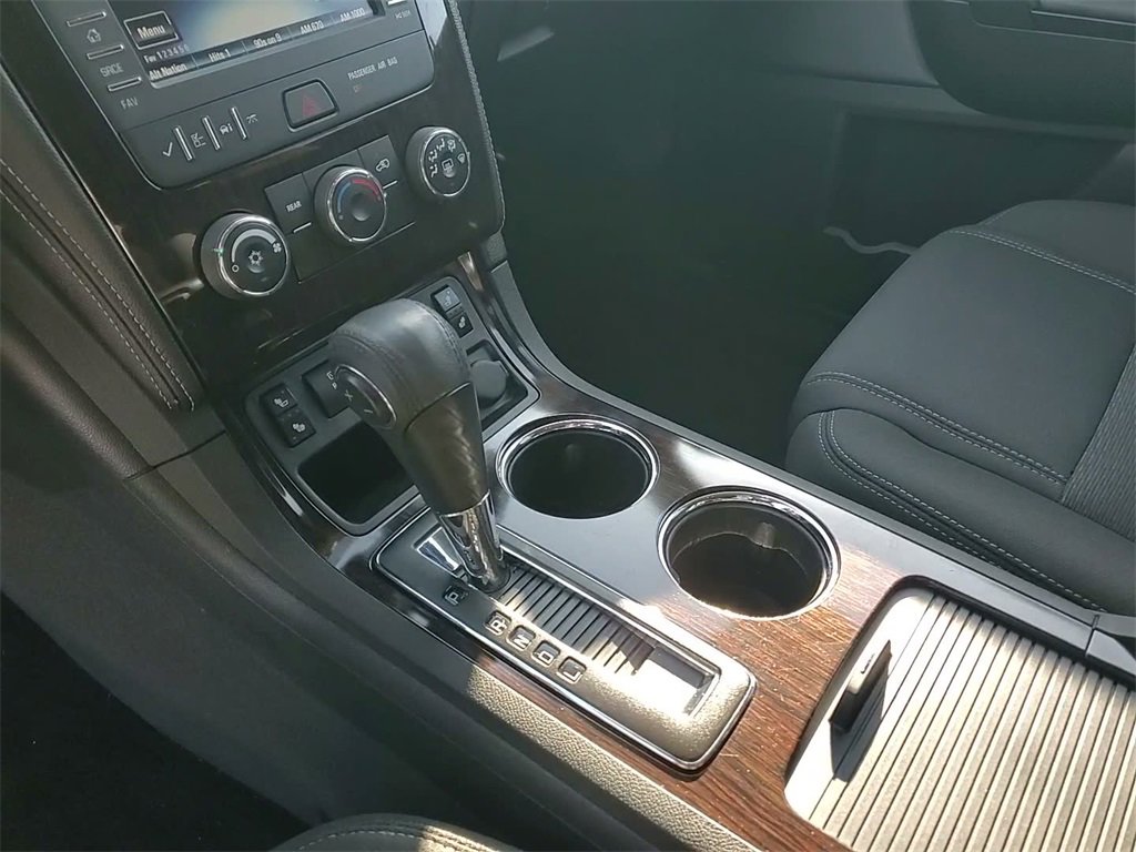 Used 2017 Chevrolet Traverse LT w/ Style and Technology Package image 30