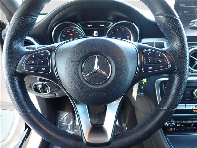 Used 2020 Mercedes-Benz GLA 250 4MATIC image 14