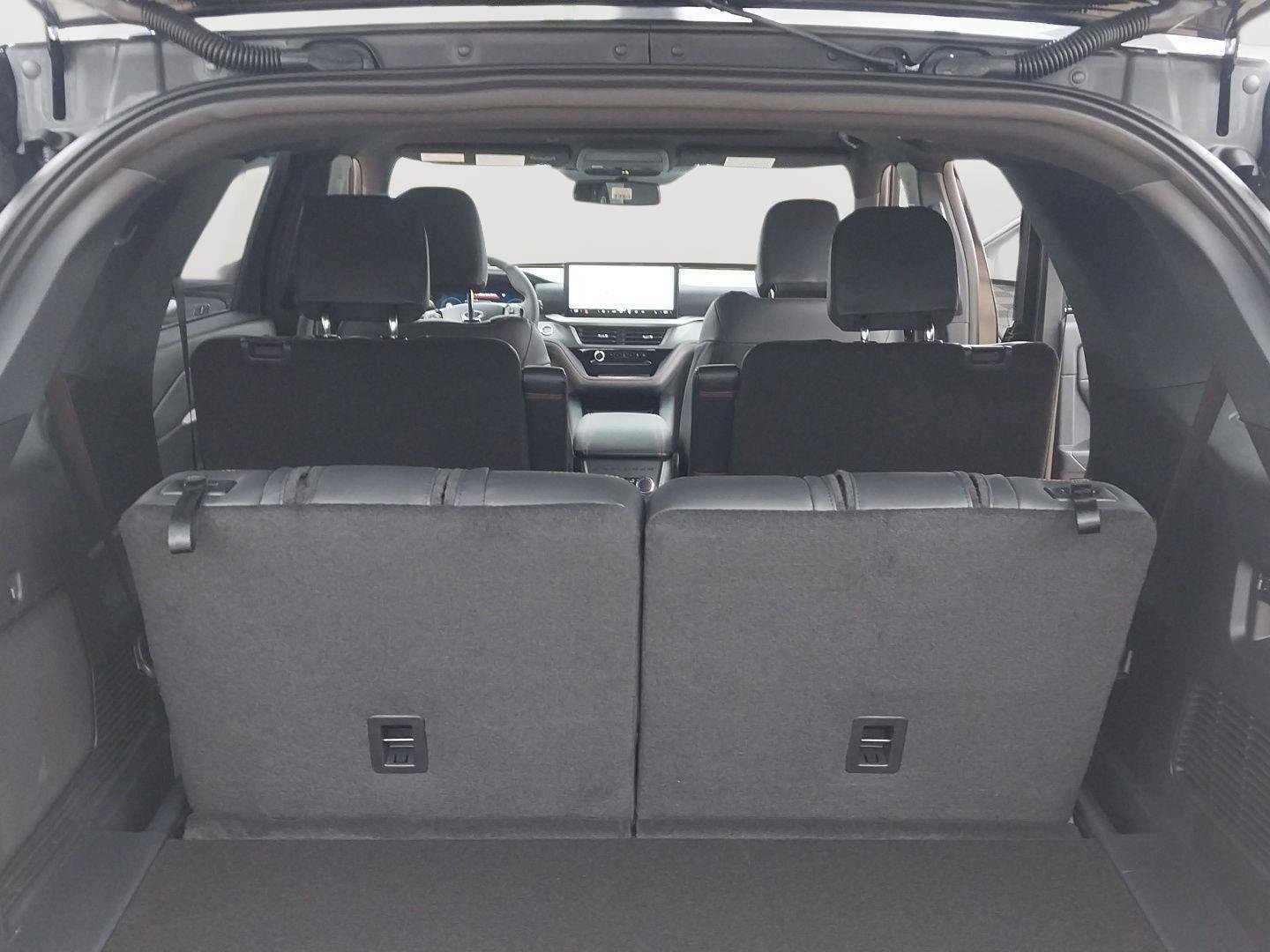 New 2026 Ford Explorer ST w/ Sun And Sound Package image 29