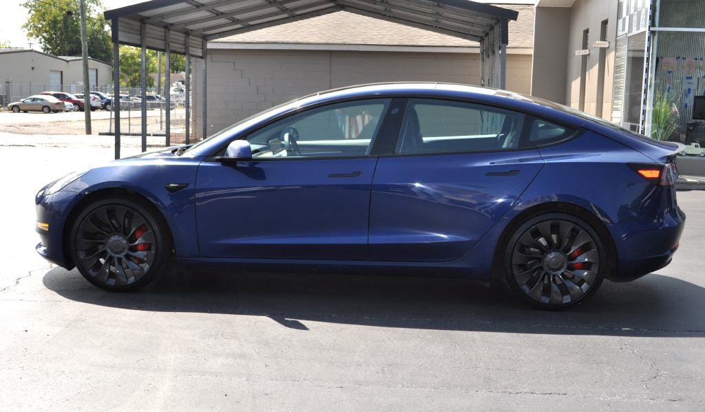 Used 2022 Tesla Model 3 Performance image 5