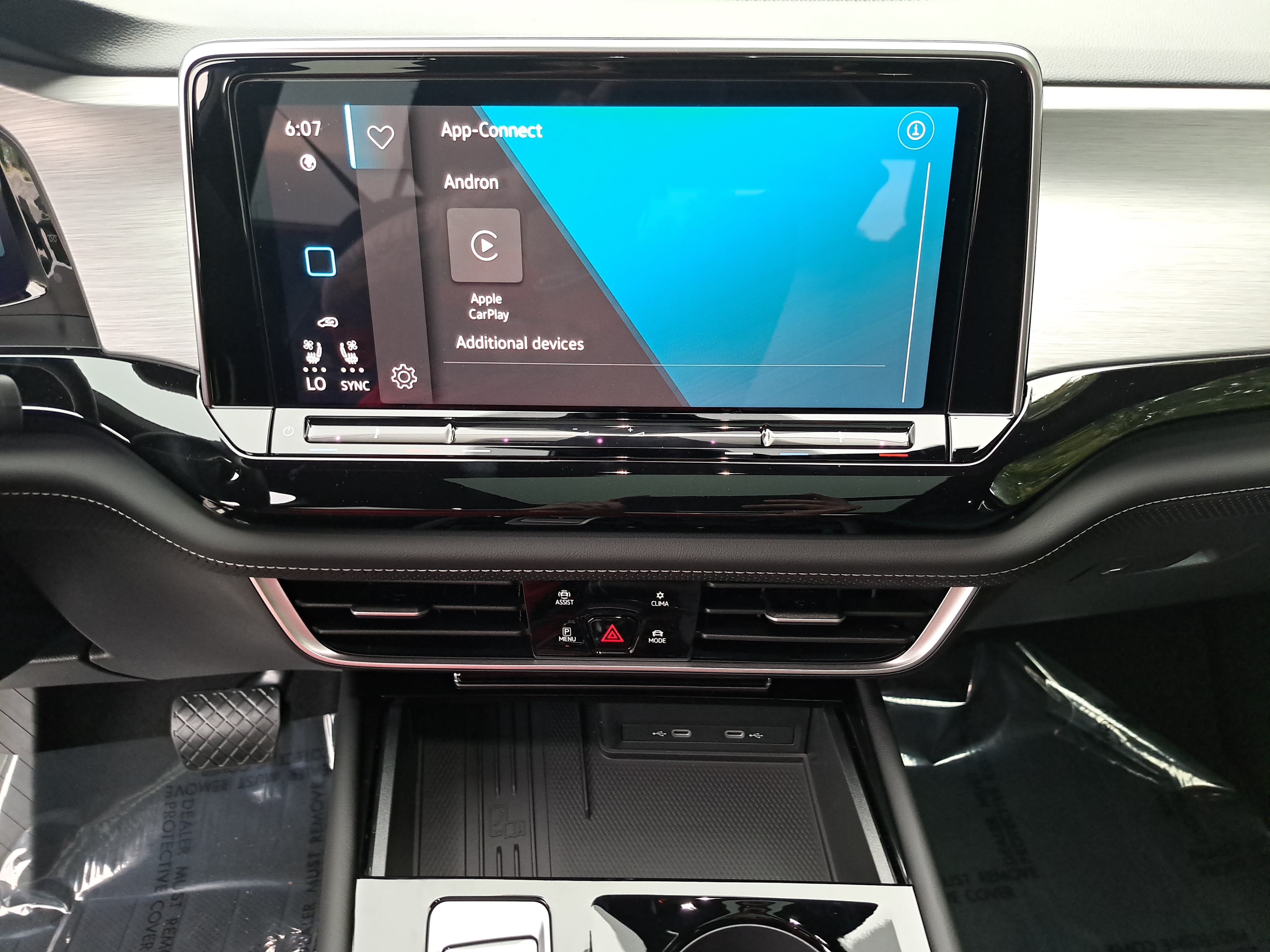 New 2026 Volkswagen Atlas Cross Sport SE FWD image 20