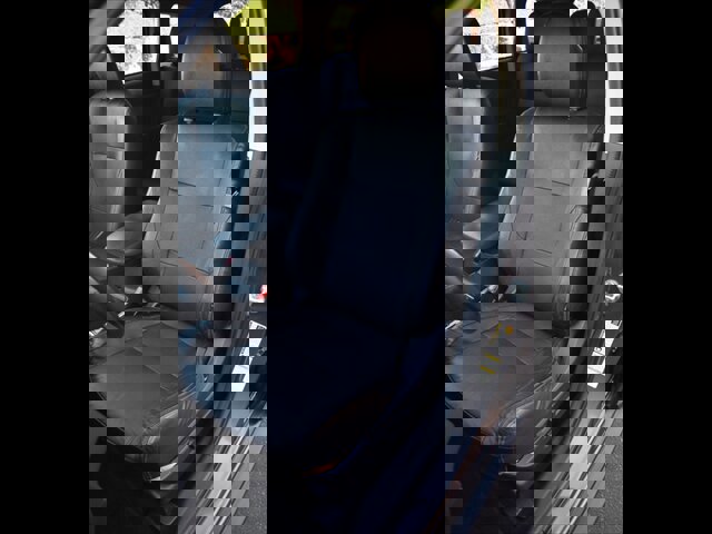 Used 2017 Mitsubishi Outlander SEL image 16