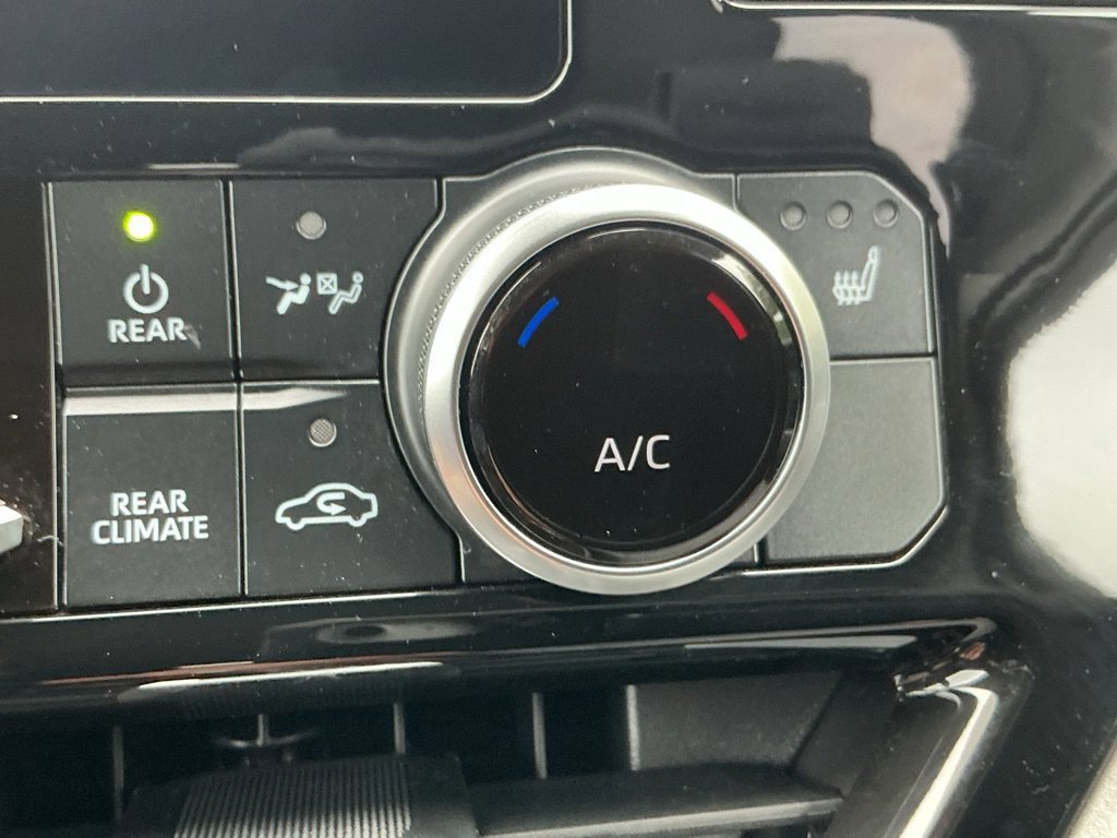 Used 2026 Toyota Highlander XLE AWD/4WD image 31