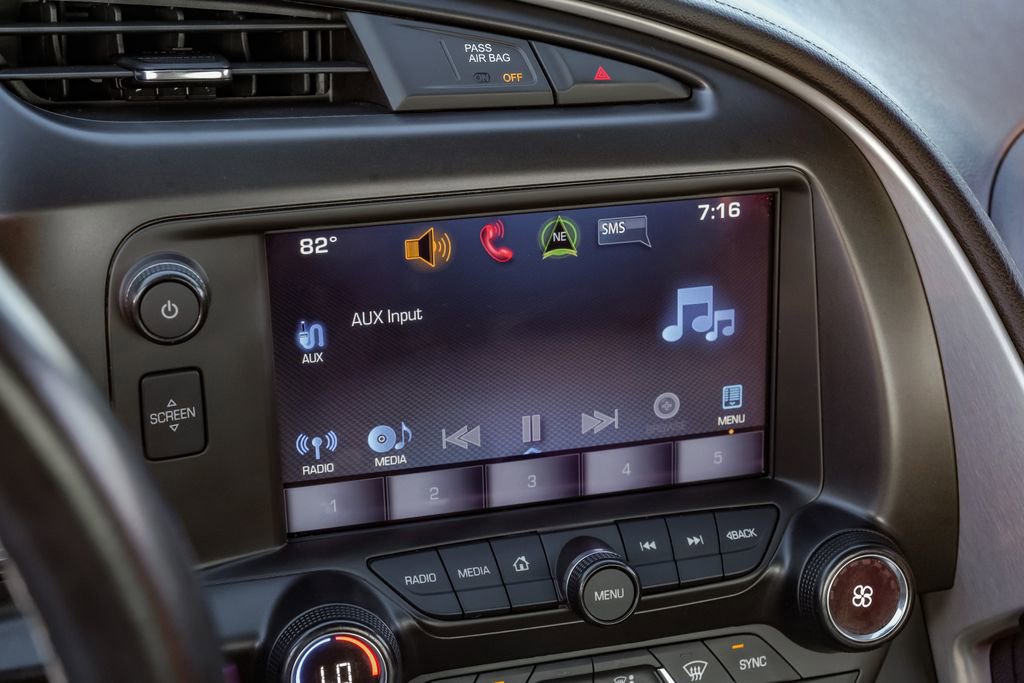 Used 2016 Chevrolet Corvette Stingray Coupe image 38