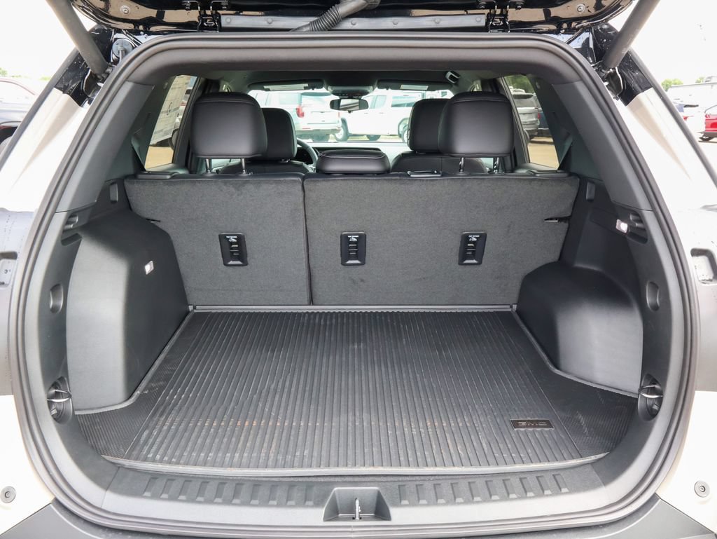 New 2027 GMC Terrain Elevation w/ Elevation Premium Package FWD image 5