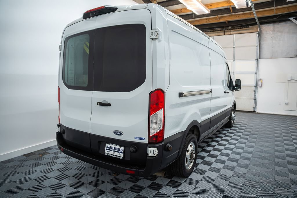 Used 2020 Ford Transit 250 Medium Roof AWD image 5