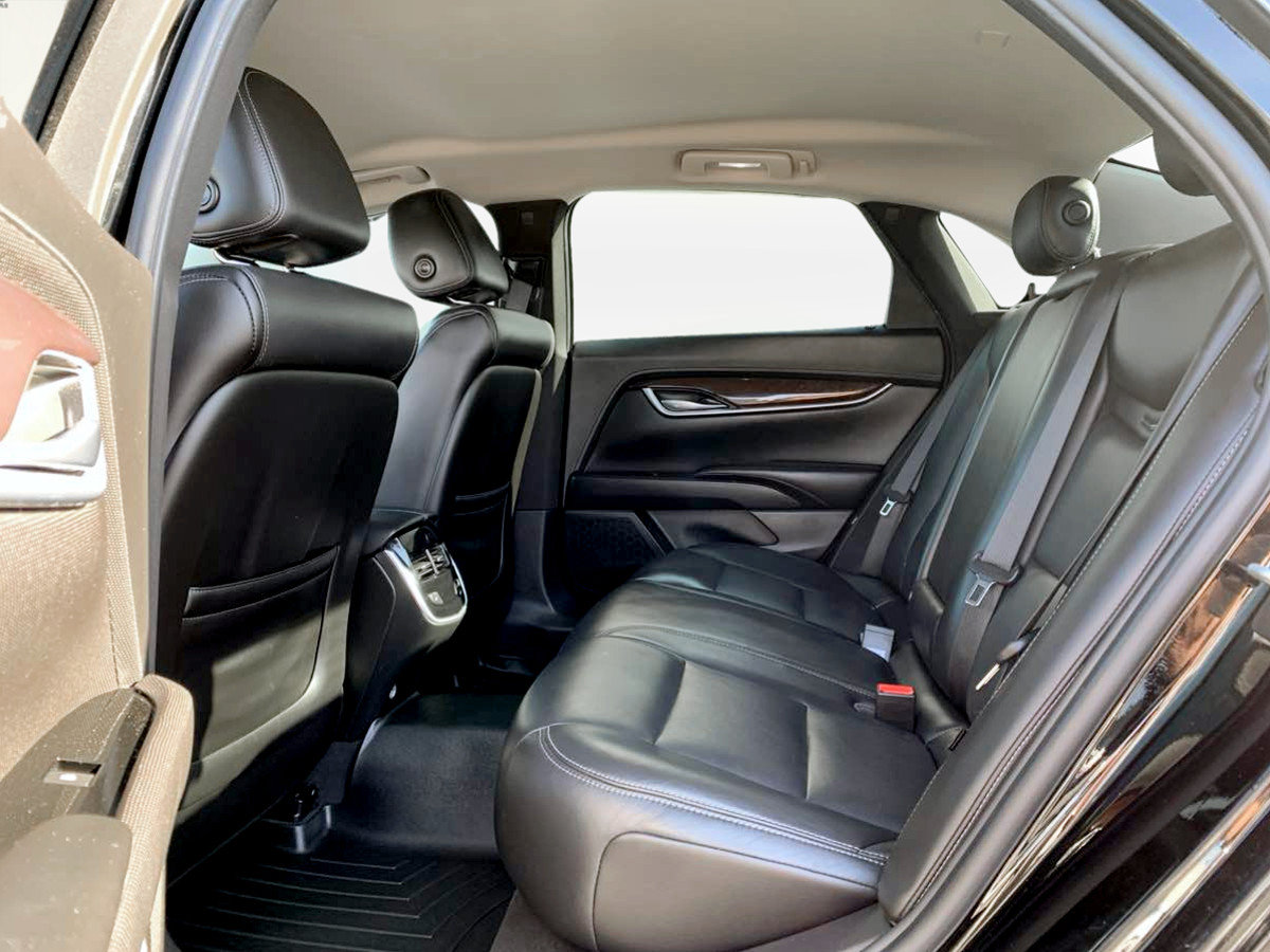 Used 2017 Cadillac XTS Luxury FWD image 16