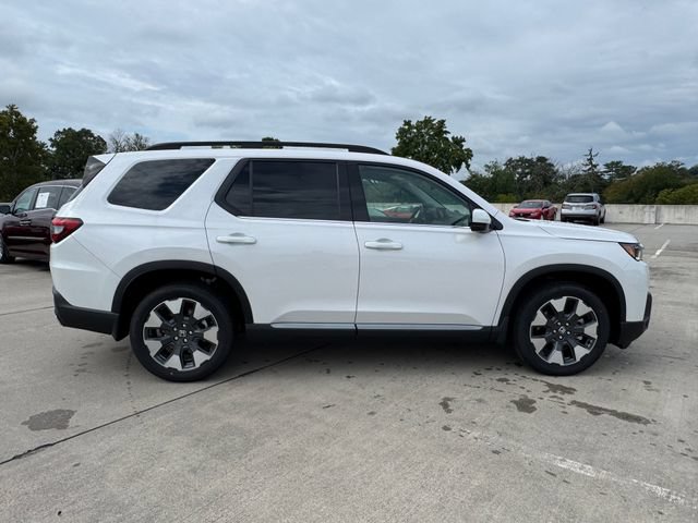 New 2026 Honda Pilot Touring image 5