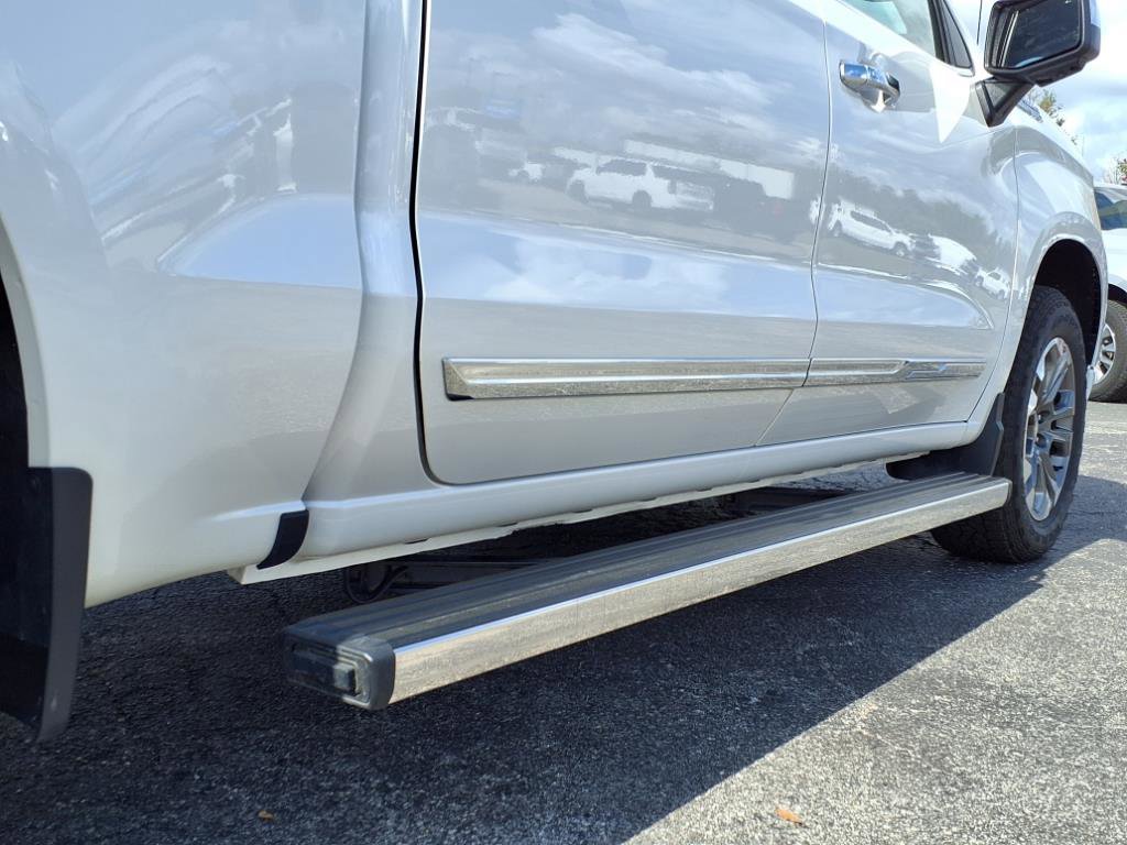 Certified 2024 Chevrolet Silverado 1500 High Country w/ Z71 Off-Road Package image 37