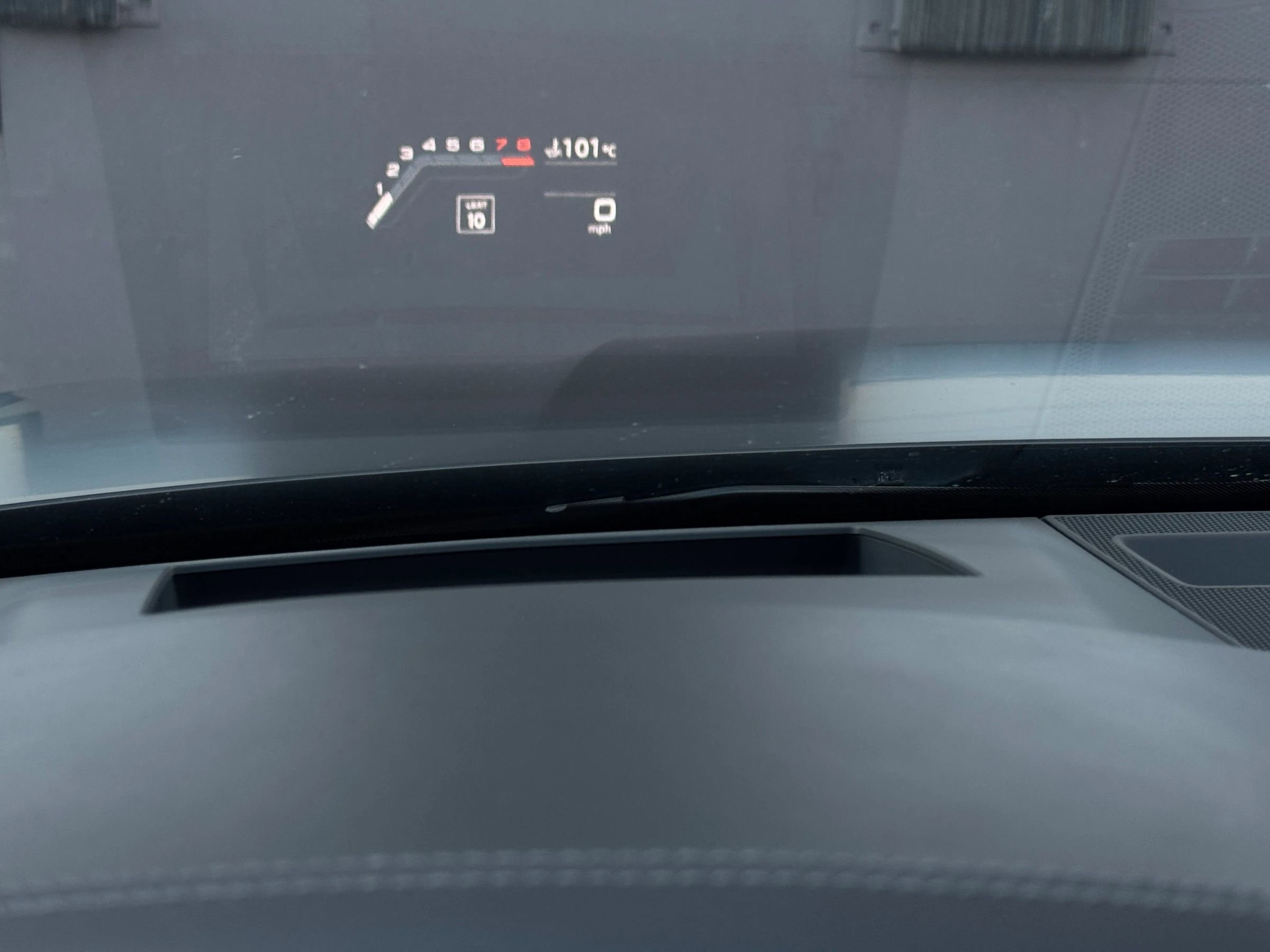 Used 2023 Audi RS 6 w/ Carbon Optic Package image 21