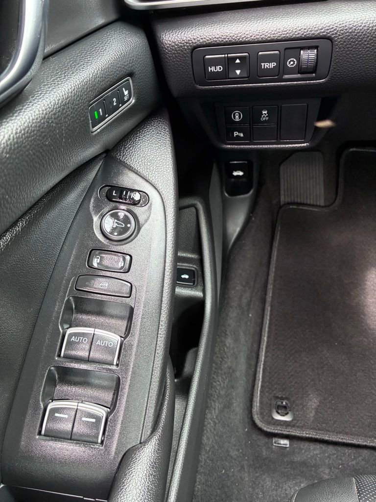 Used 2021 Honda Accord Touring image 23