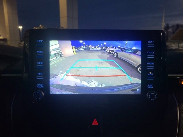 Used 2022 Toyota Corolla LE image 29