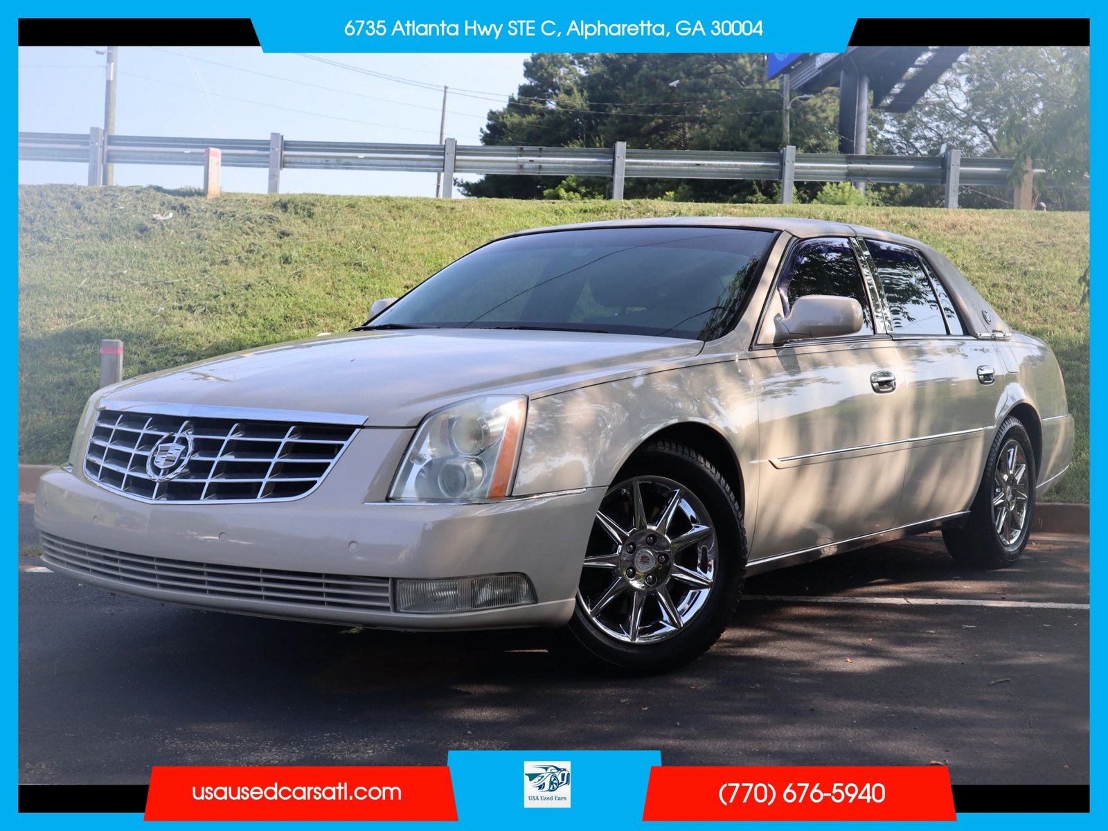 Used 2011 Cadillac DTS Luxury FWD image 1
