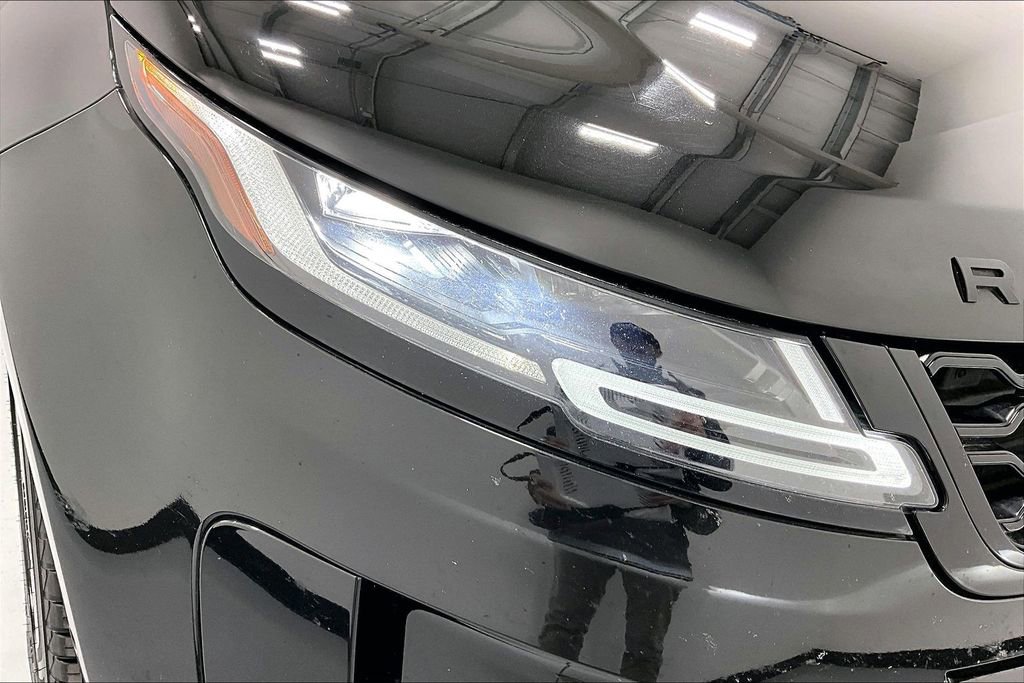 Used 2020 Land Rover Range Rover Evoque SE image 38
