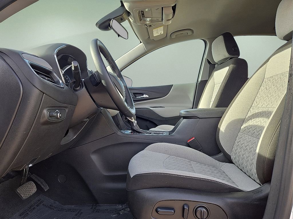 Used 2024 Chevrolet Equinox LT image 23