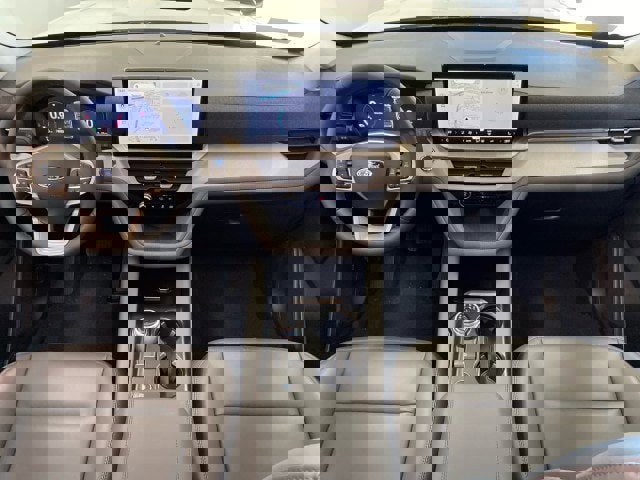 New 2025 Ford Explorer Active w/ Active Comfort Package image 20