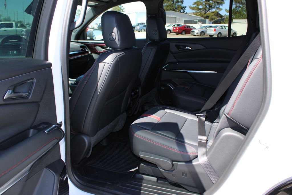 Used 2024 Chevrolet Traverse RS w/ LPO, Floor Liner Package AWD/4WD image 11