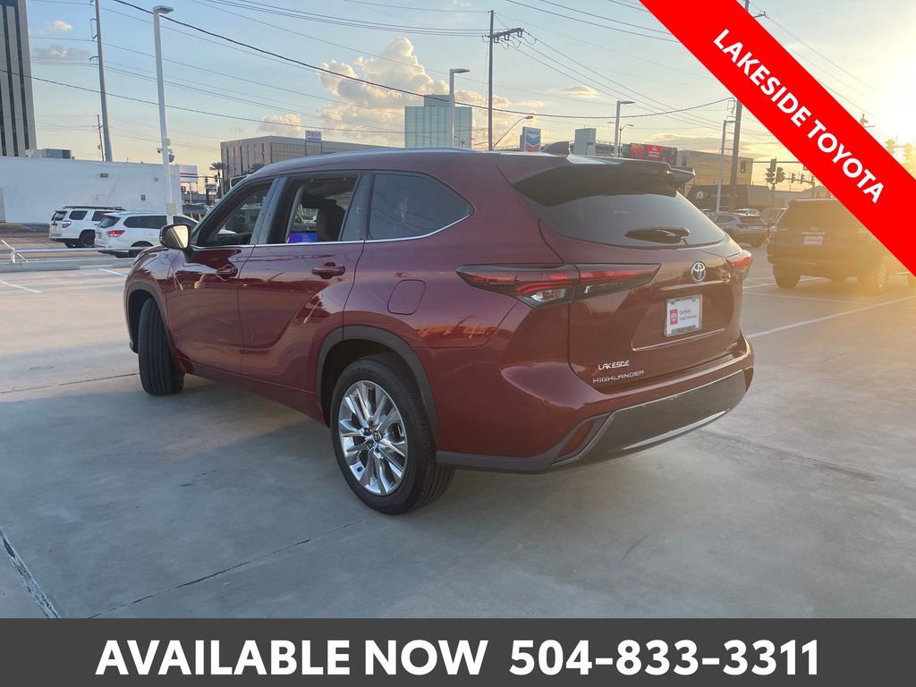 Certified 2025 Toyota Highlander Limited image 4