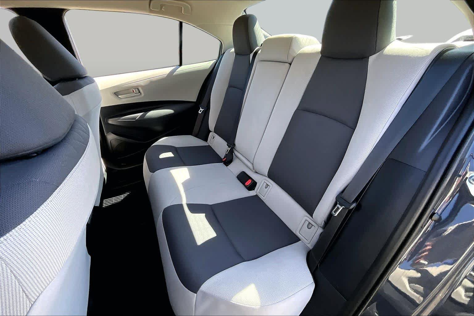 Certified 2025 Toyota Corolla LE FWD image 20