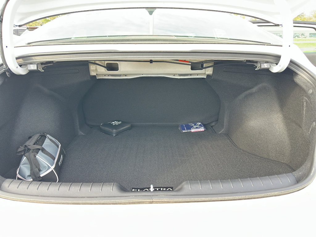 New 2025 Hyundai Elantra Sport image 31