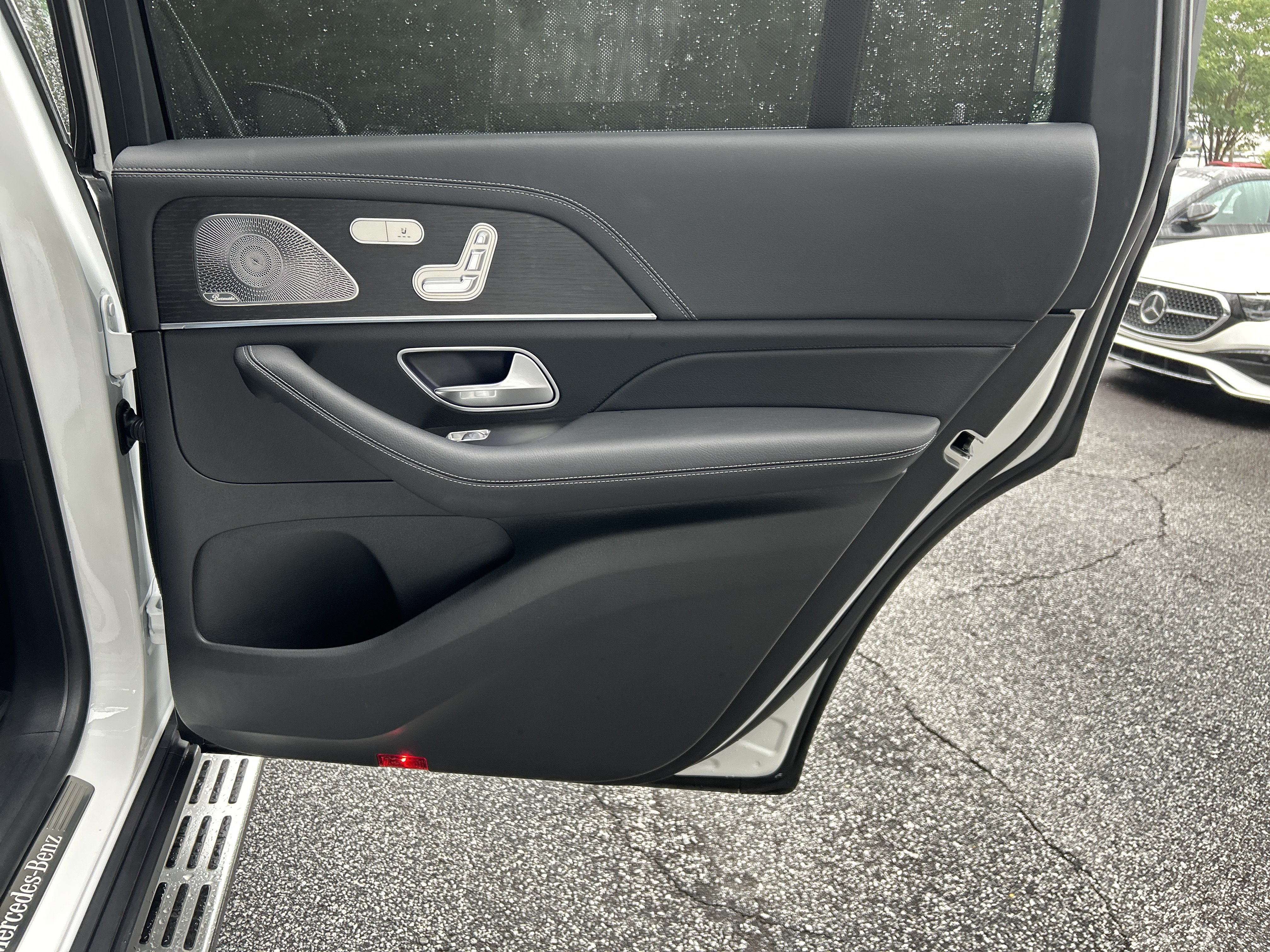 Certified 2025 Mercedes-Benz GLS 450 4MATIC image 47