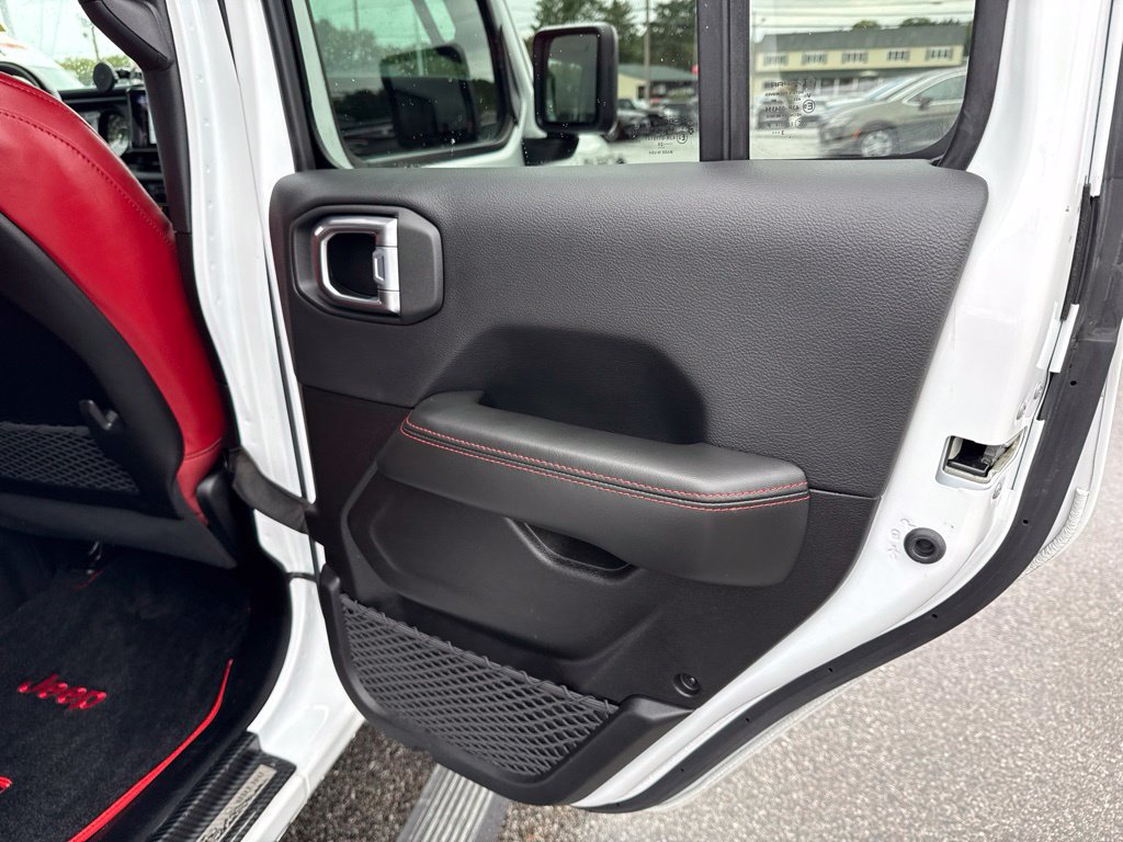 Certified 2024 Jeep Wrangler Unlimited Rubicon 392 AWD/4WD image 25