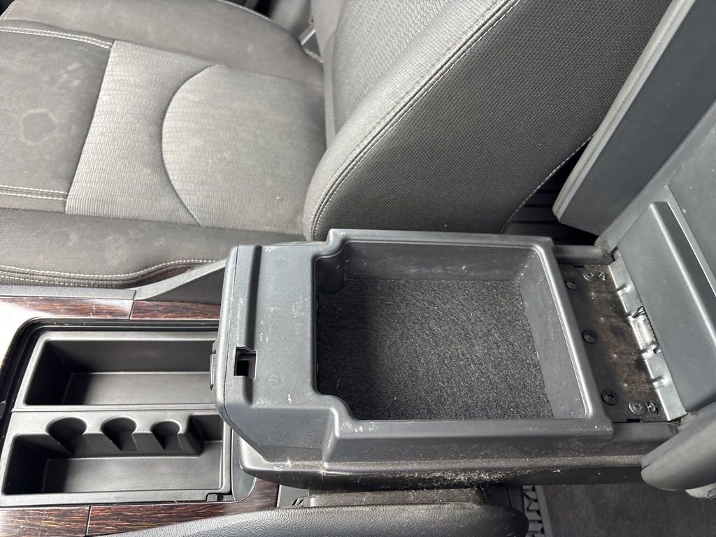 Used 2016 Chevrolet Traverse LT w/ Style and Technology Package AWD/4WD image 43