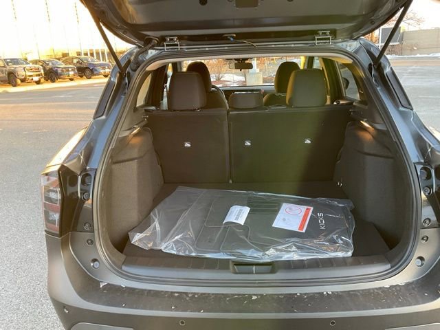 New 2026 Nissan Kicks SV w/ SV Premium Package image 9