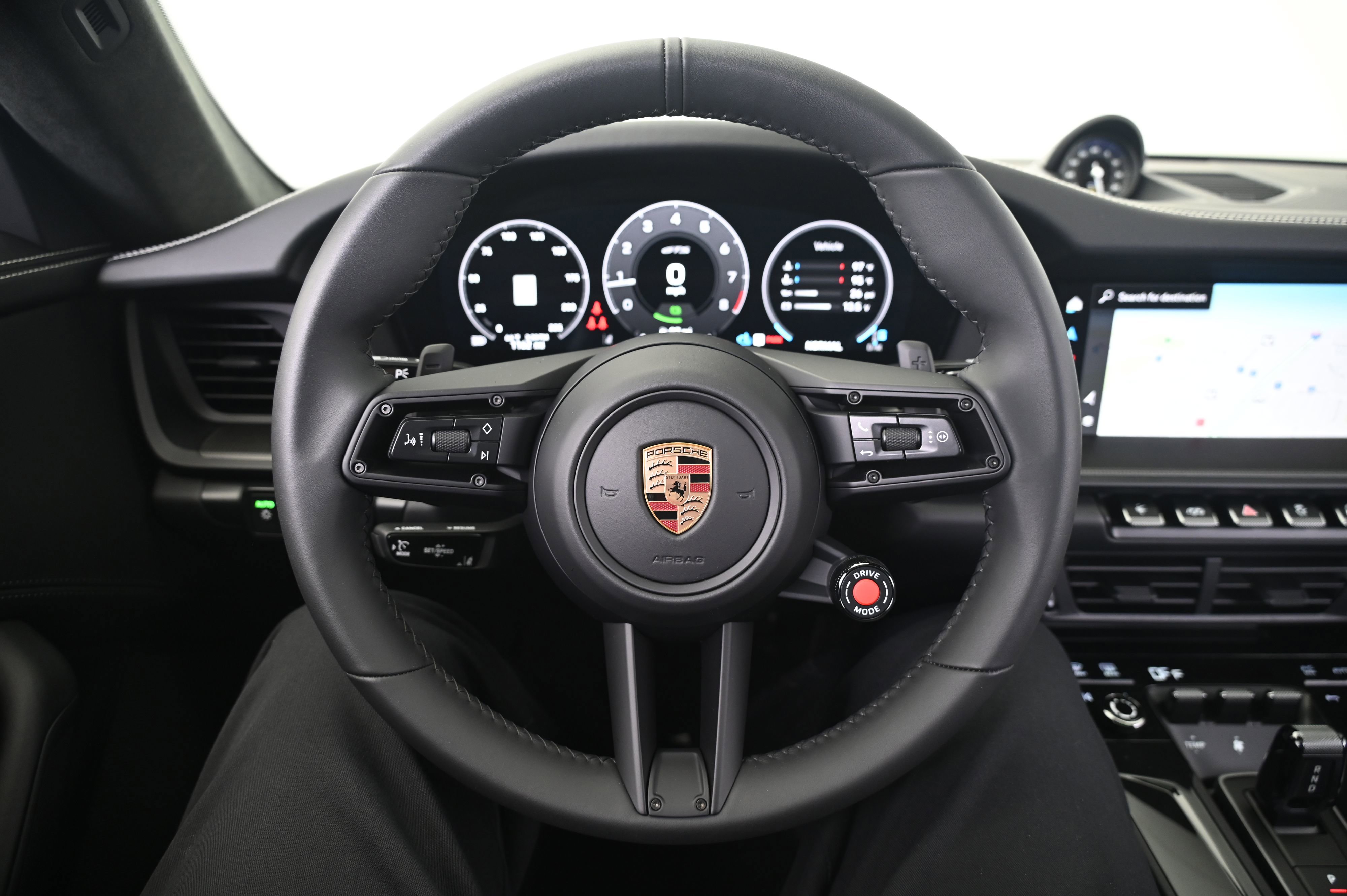Certified 2025 Porsche 911 Carrera GTS RWD image 31