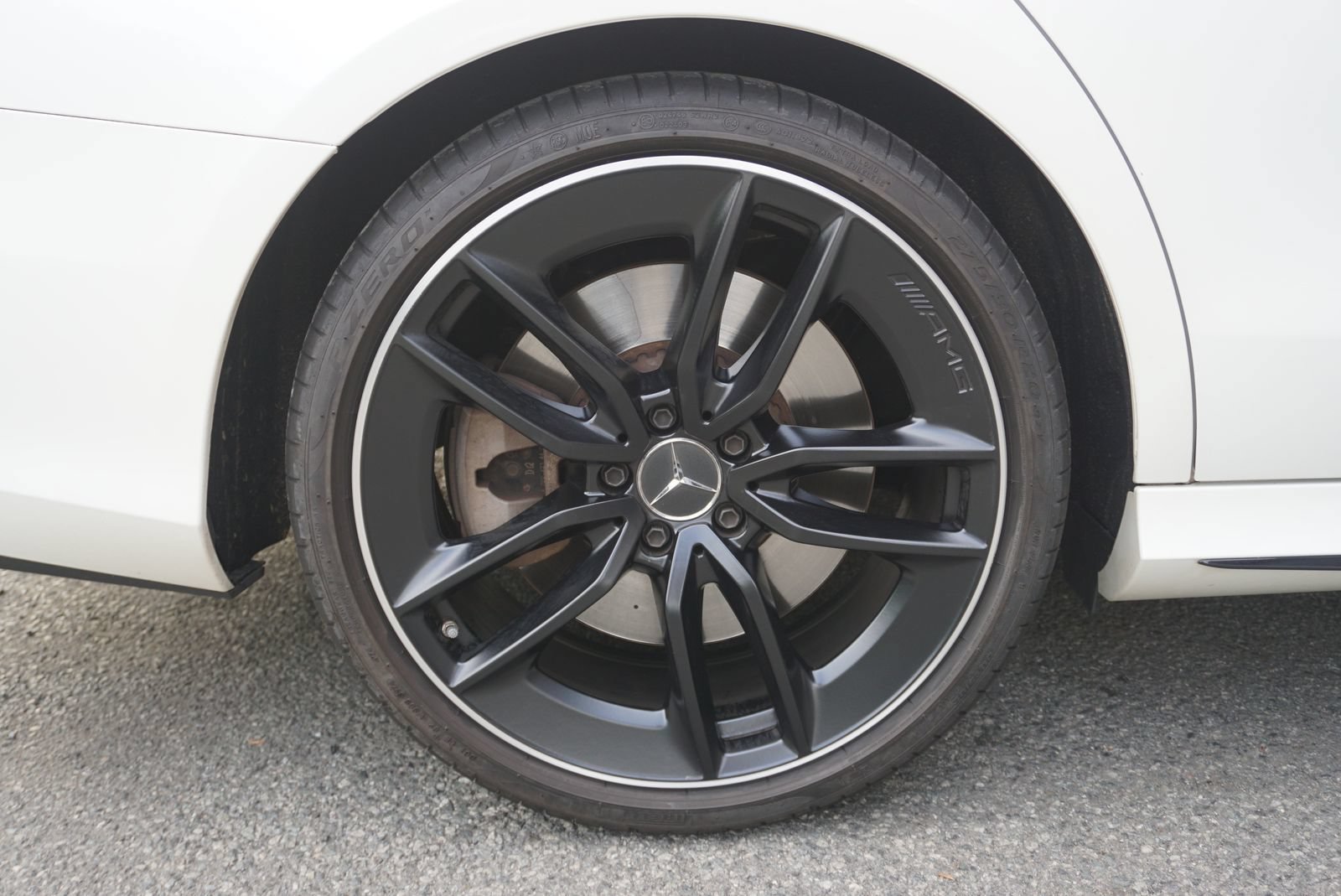 Used 2022 Mercedes-Benz E 53 AMG 4MATIC Sedan image 36