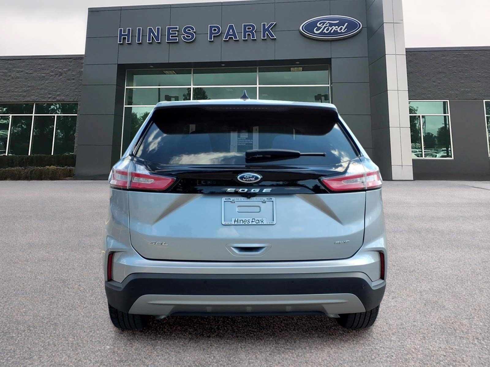 Certified 2024 Ford Edge SEL w/ Convenience Package AWD/4WD image 6