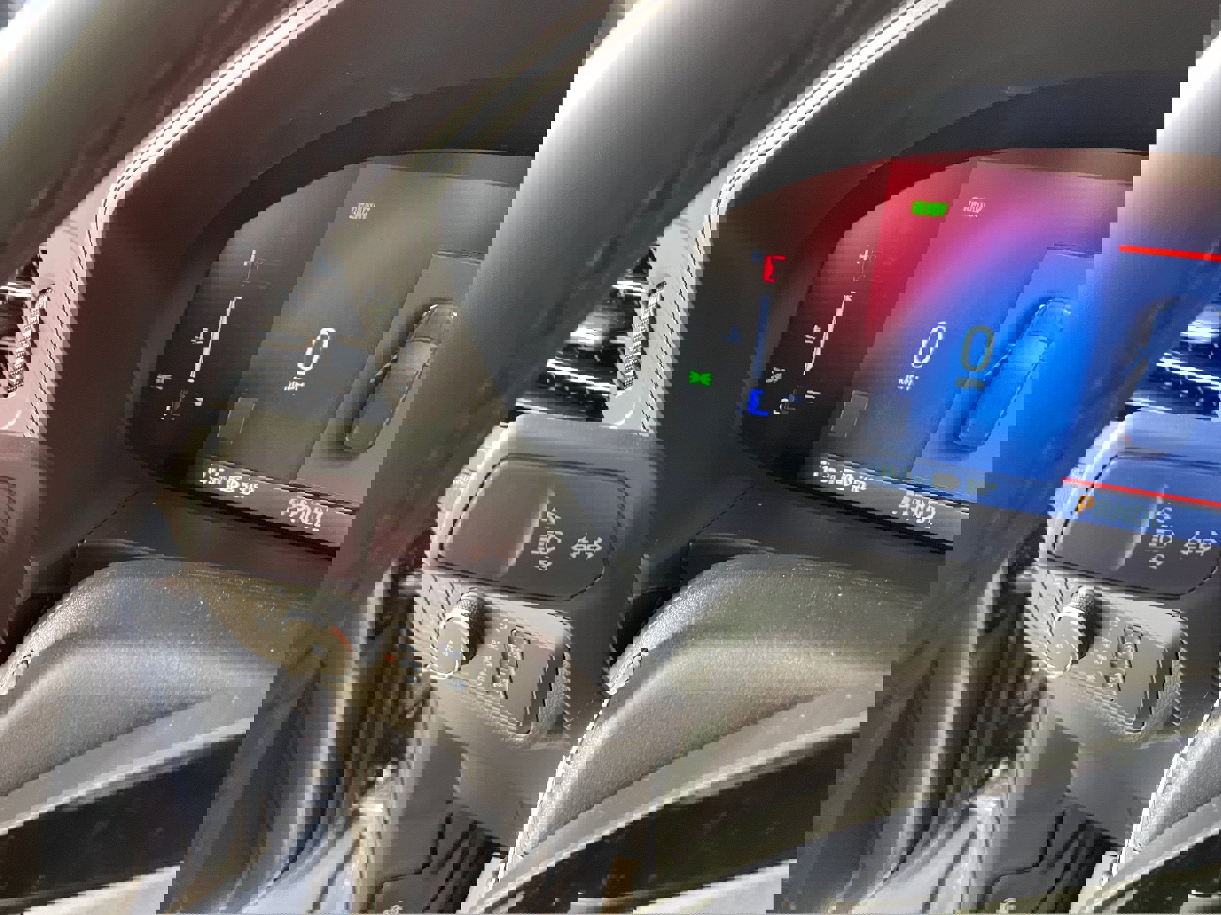 New 2025 Ford Escape SE w/ Class II Trailer Tow Package image 11