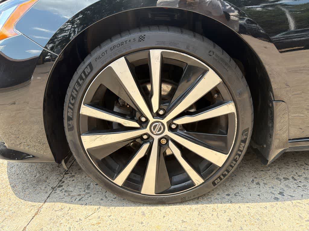 Used 2020 Nissan Altima 2.5 SR FWD image 8