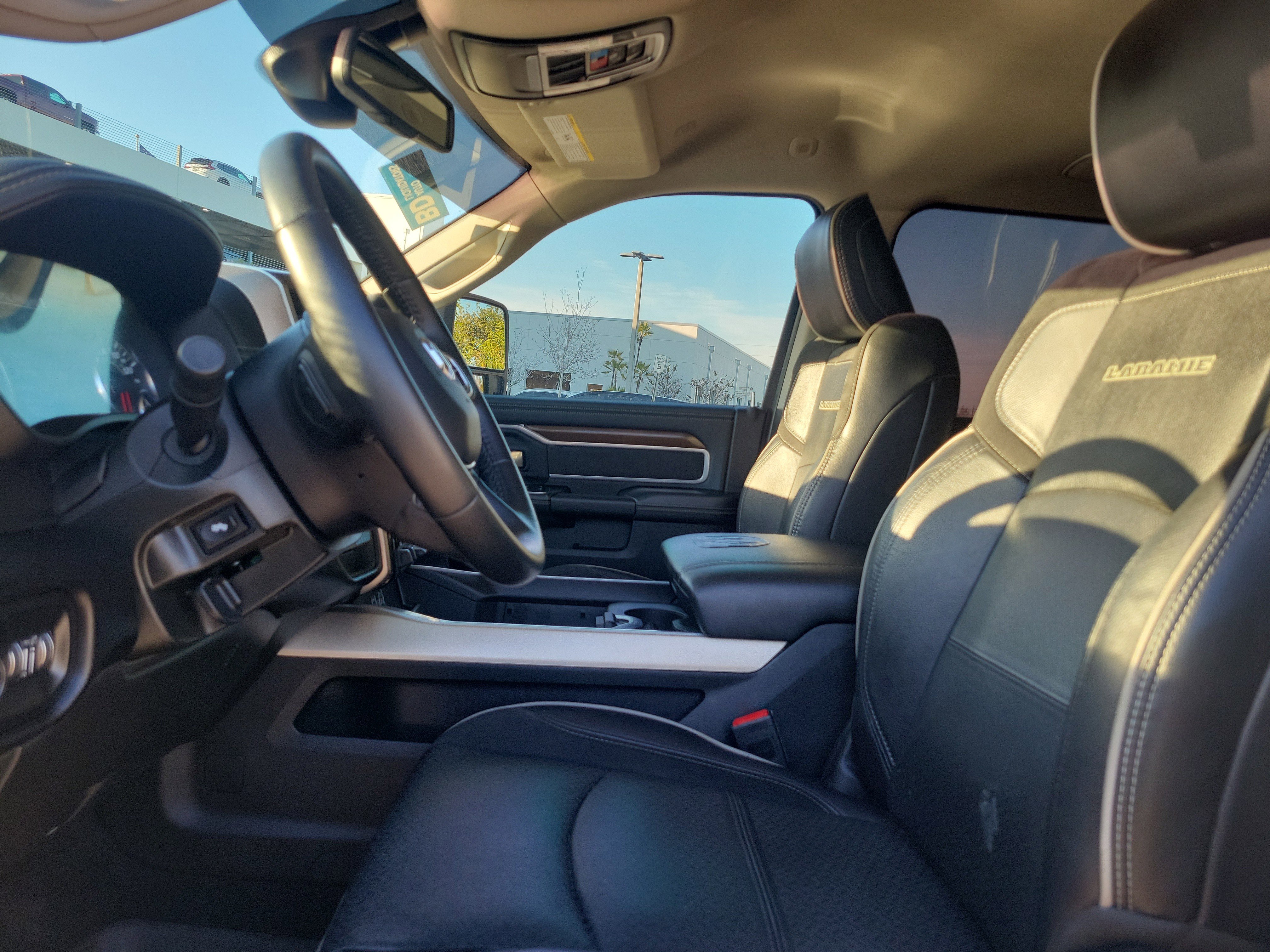 Used 2024 RAM 2500 Laramie image 18