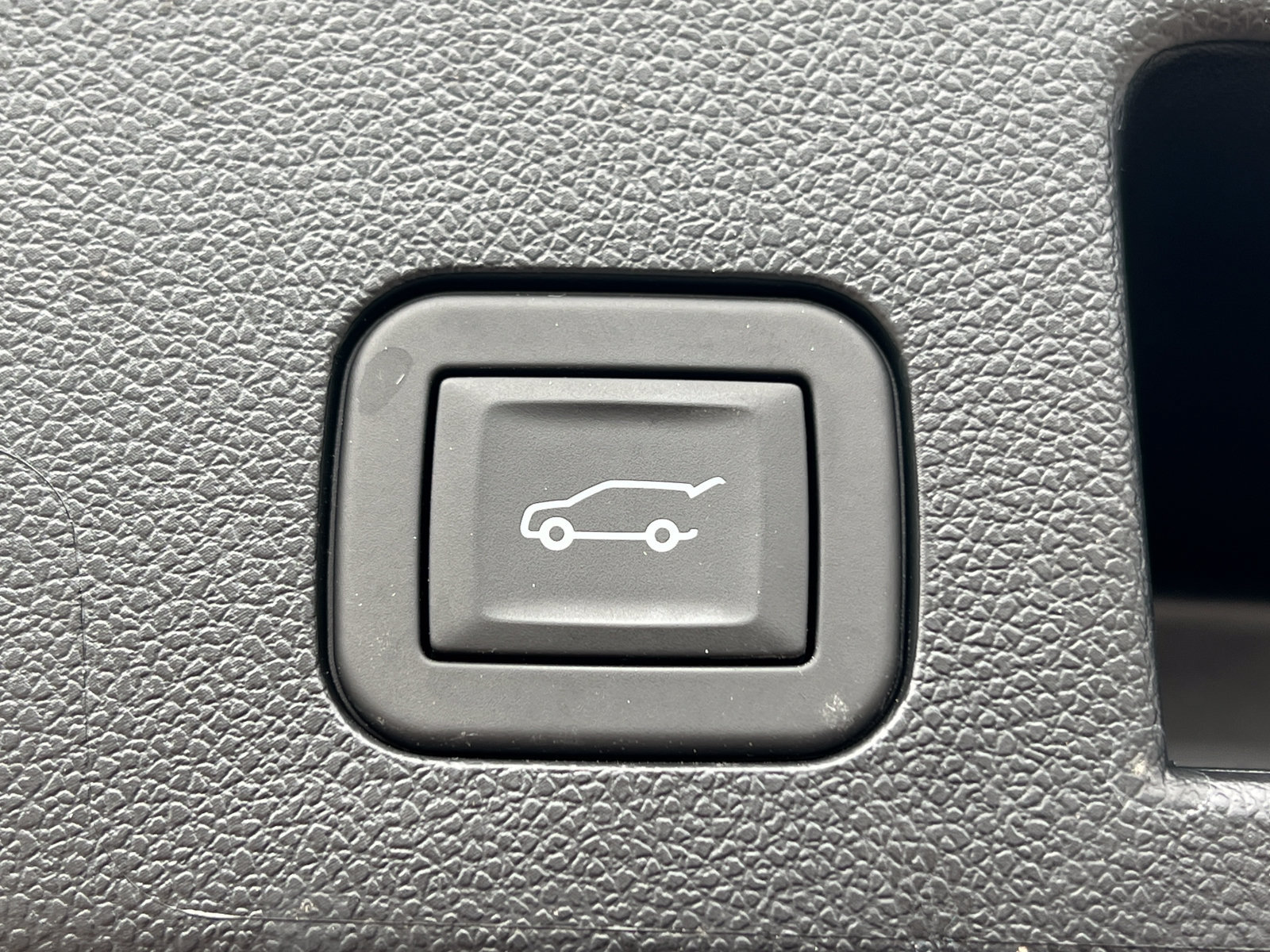 Certified 2026 Chevrolet Equinox LT w/ Convenience Package II AWD/4WD image 39