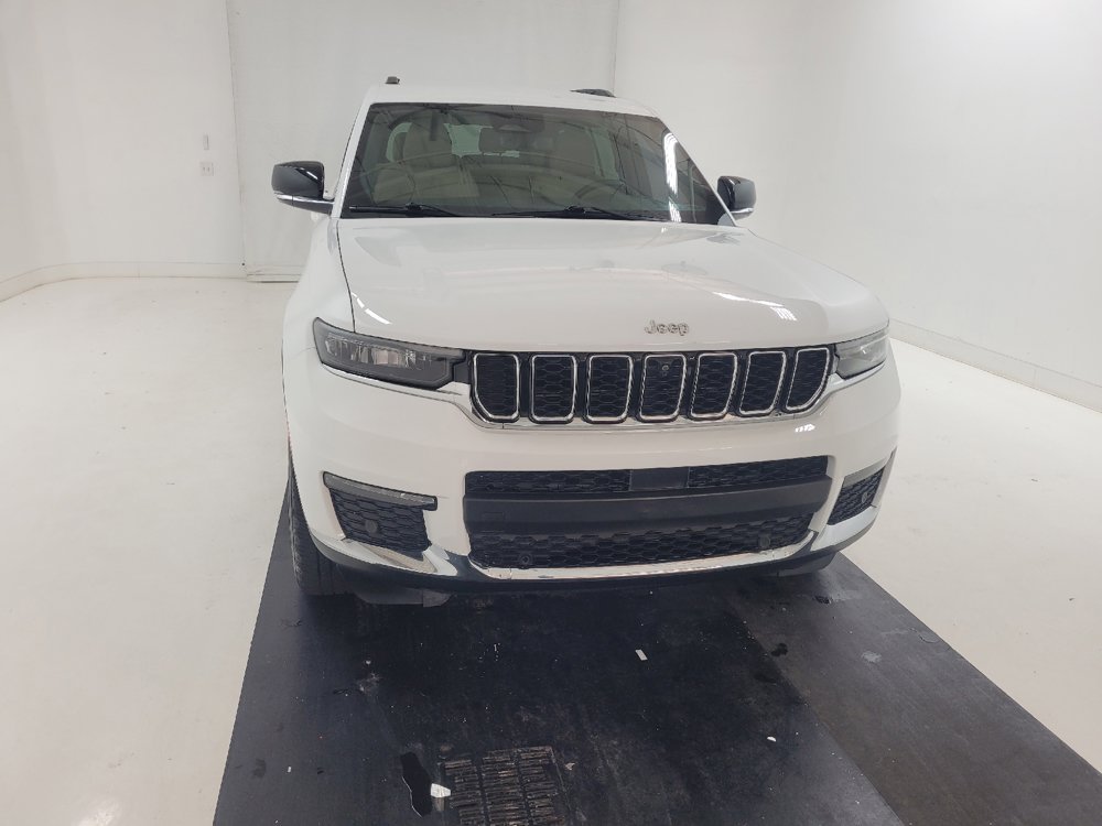 Used 2023 Jeep Grand Cherokee L Limited w/ Luxury Tech Group II AWD/4WD image 14