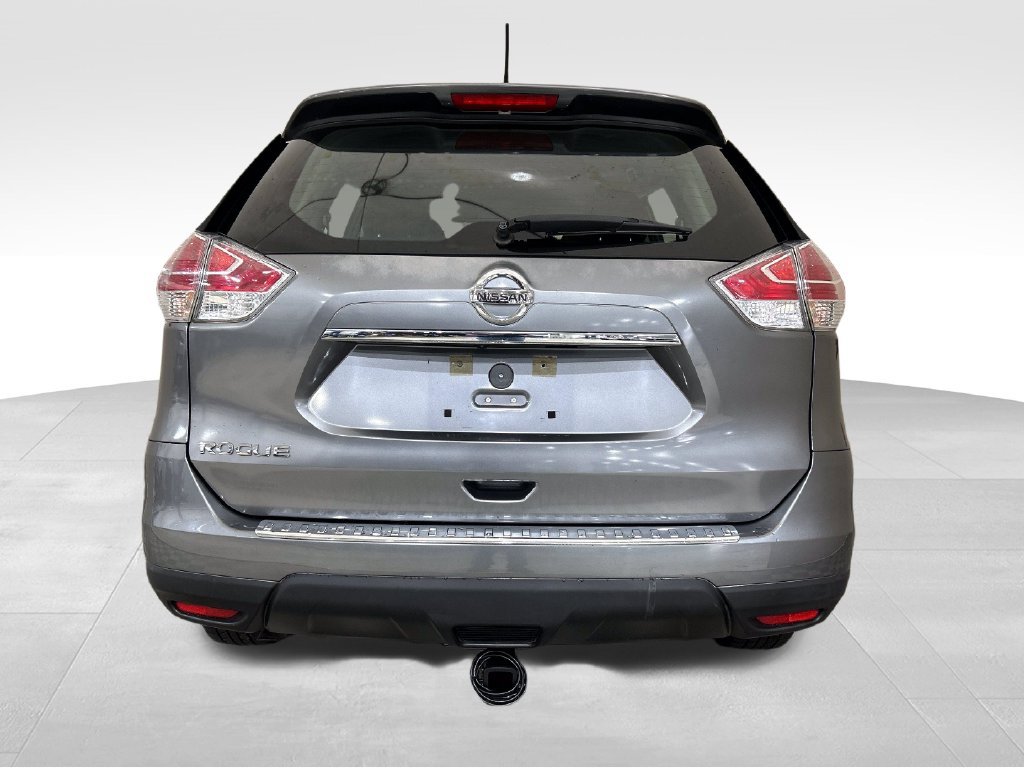 Used 2015 Nissan Rogue S FWD image 4