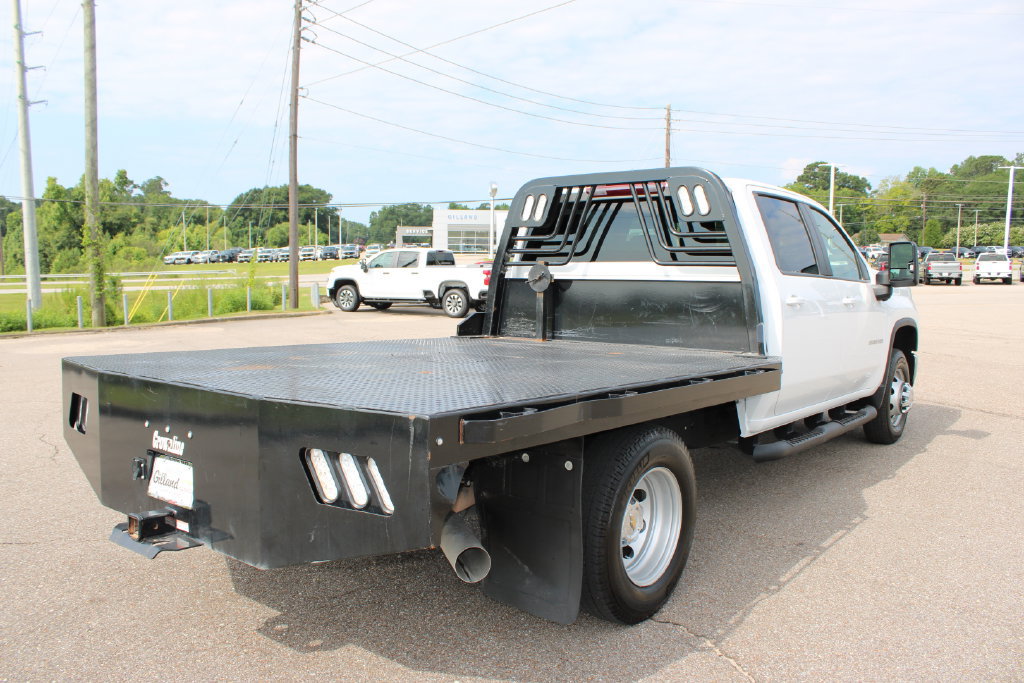 Used 2025 Chevrolet Silverado 3500 LT w/ Convenience Package AWD/4WD image 6