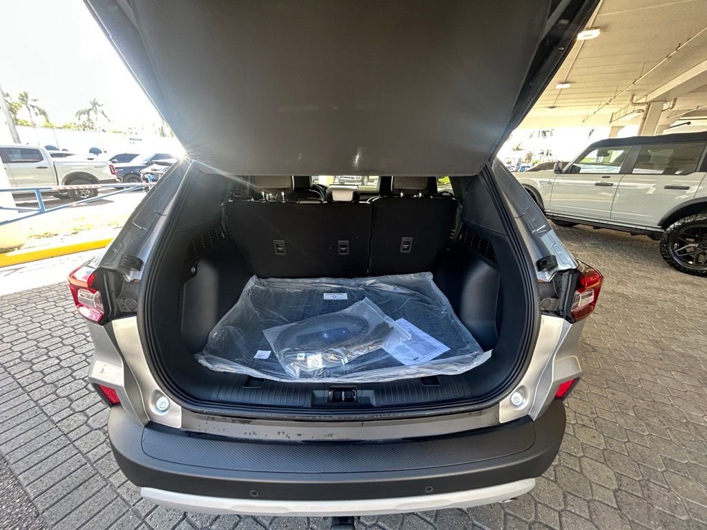 Certified 2024 Ford Escape SE w/ PHEV Premium Package image 34